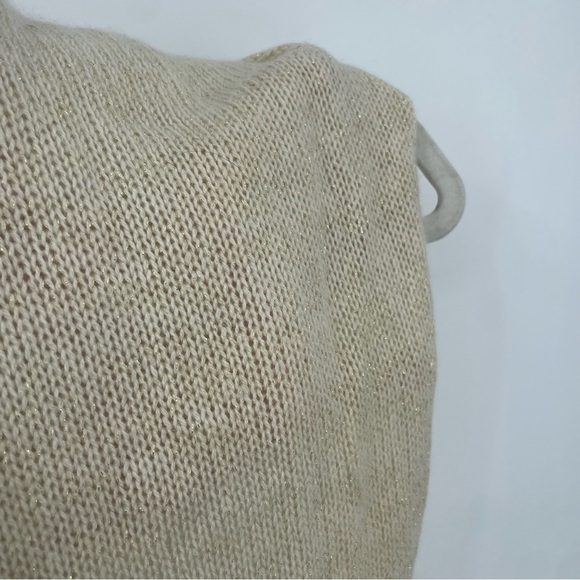 Halogen Cashmere blend cream gold infinity scarf - Picture 4 of 5